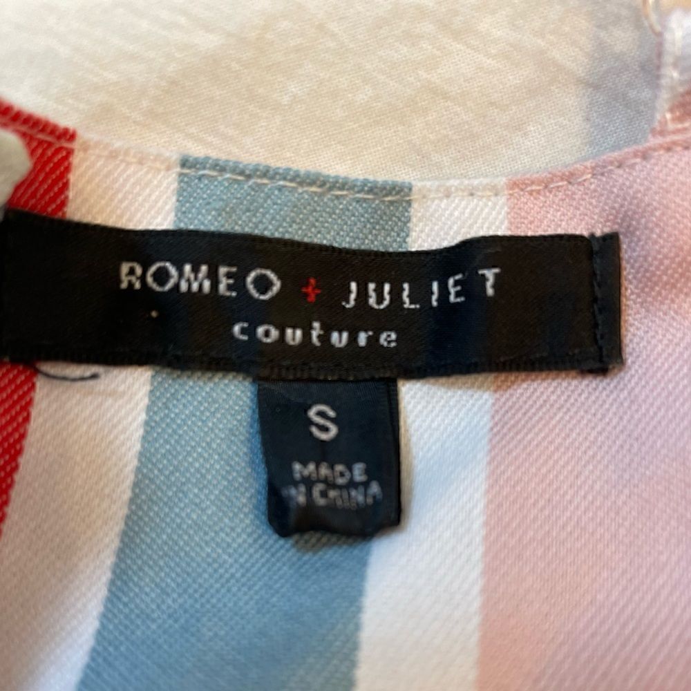 Romeo & Juliet Couture Jumpsuit - Picture 2 of 7